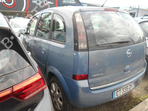 Rear fog light OPEL MERIVA A MPV (X03) 1.6 (E75) | BP15523367C37 