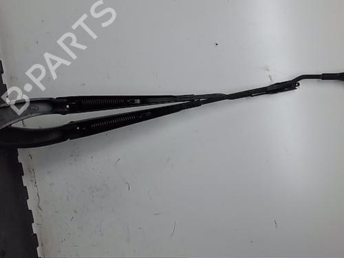 Used Front windshield wiper arm FORD C-MAX II (DXA/CB7, DXA/CEU) 1.6 TDCi (95 hp) 23989697