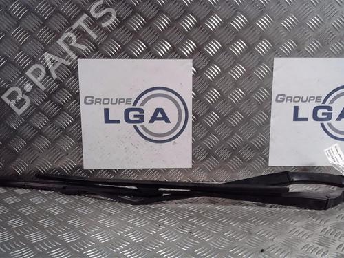 Used Front windshield wiper arm RENAULT KADJAR (HA_, HL_) 1.5 dCi 110 (HLA3) (110 hp) 14551479