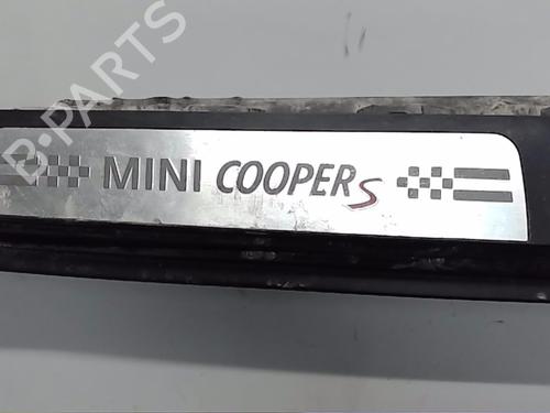Używane Próg lewy MINI MINI COUNTRYMAN (R60) Cooper SD ALL4 (143 hp) 14568212