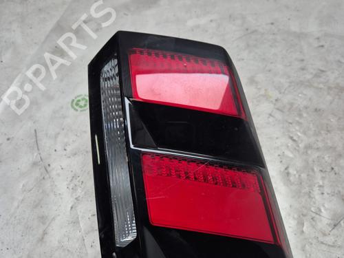 Used Right tailgate light PEUGEOT 3008 II SUV (MC_, MR_, MJ_, M4_) [2016-2025]  30980026