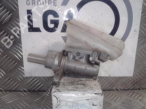 Hovedbremsecylinder FORD FIESTA VI (CB1, CCN) 1.4 TDCi (68 hp) 14521891