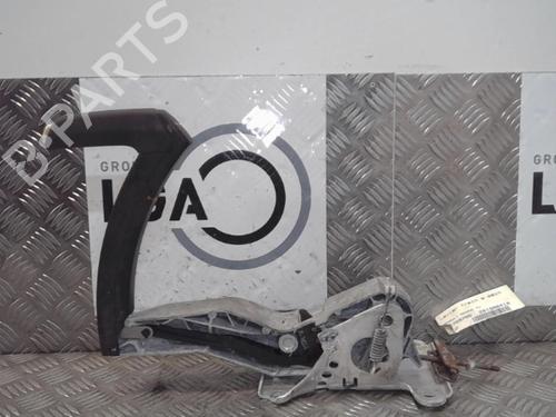Used Hand brake RENAULT MEGANE IV Grandtour (K9A/M/N_) 1.5 Blue dCi 95 (K9A2) (95 hp) 13863310