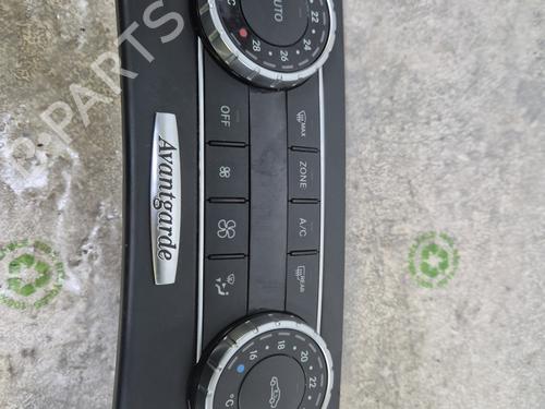 Used Climate control MERCEDES-BENZ C-CLASS (W204) C 200 CDI (204.001) (136 hp) 29985261