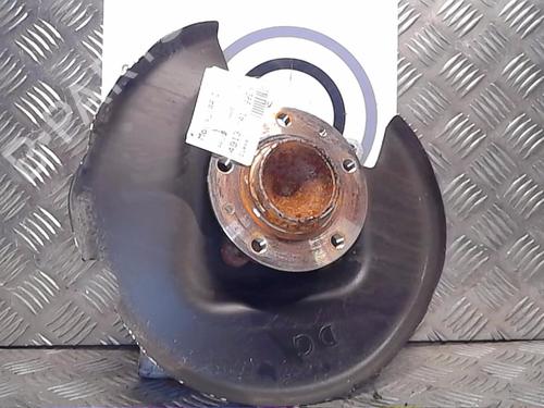 Used Right rear steering knuckle PEUGEOT 3008 II SUV (MC_, MR_, MJ_, M4_) 1.5 BlueHDi 130 (131 hp) 14558309