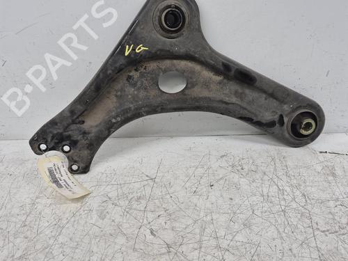 Venstre fortil bærearm Venstre fortil bærearm PEUGEOT 208 I (CA_, CC_) 1.2 PureTech 82 (82 hp) 37479908 37479908