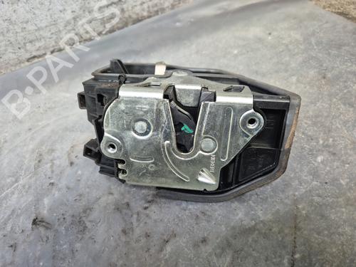 Højre bagtil lås BMW 5 (E60) 530 d (218 hp) 30501539