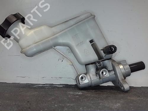 Brake master cylinder KIA SPORTAGE III (SL) 1.7 CRDi | BP23333959M77