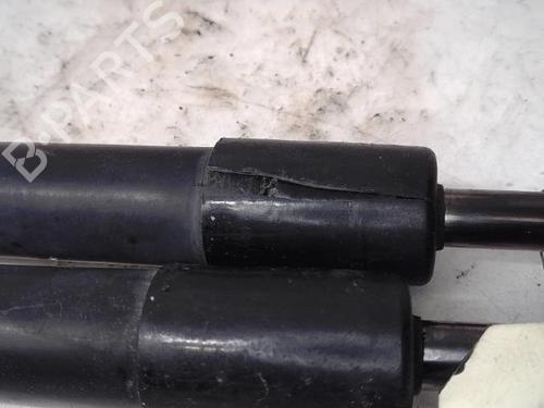 Tailgate lift support HYUNDAI SANTA FÉ II (CM) 2.2 CRDi GLS 4x4 | BP16567778C138 