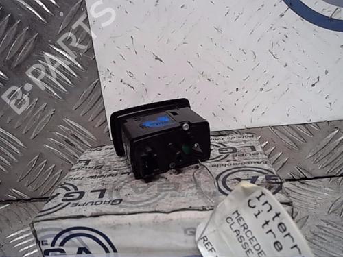 Used Right rear window switch MERCEDES-BENZ B-CLASS Sports Tourer (W245) B 200 CDI (245.208) (140 hp) 13860071