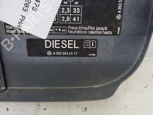 Used Fuel flap Fuel flap MERCEDES-BENZ C-CLASS (W203) C 220 CDI (203.008) (150 hp) 35885874 35885874