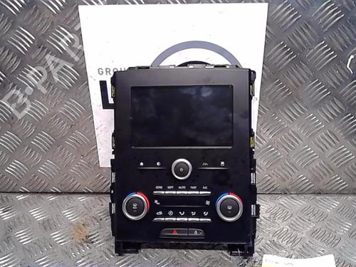 Used Display monitor RENAULT MEGANE IV Hatchback (B9A/M/N_) [2015-2025]  13856748