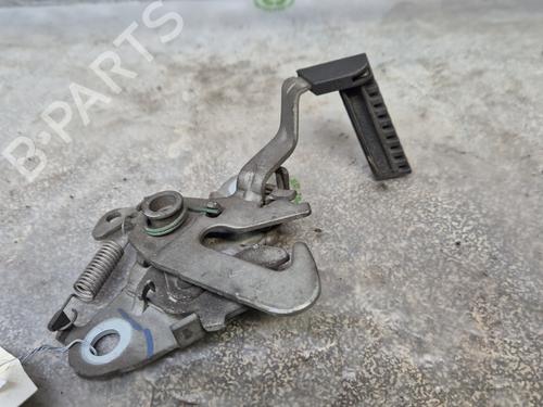 hood-lock-citroen-c3-i-fc_-fn_-2002-2003-2004-2005-2006-2007-2008-2009-2010-2011-2012-2013-30582800 main image