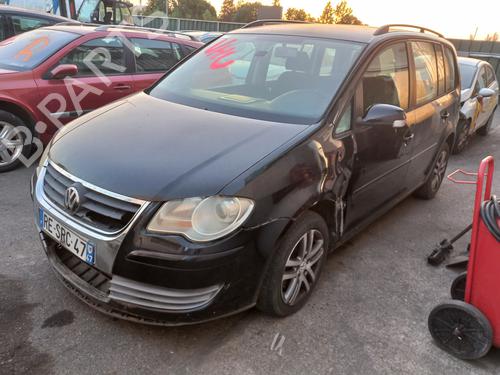 Używane części VW TOURAN (1T1, 1T2) 1.9 TDI 4817728