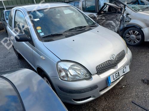 Brugte TOYOTA YARIS (_P1_) 1.0 (SCP10_, SCP10R) (65 hp) 4372627