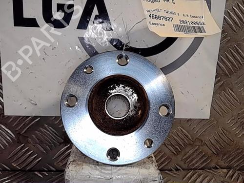 Used Left rear steering knuckle RENAULT TWINGO III (BCM_, BCA_) 0.9 TCe 95 (92 hp) 14557095