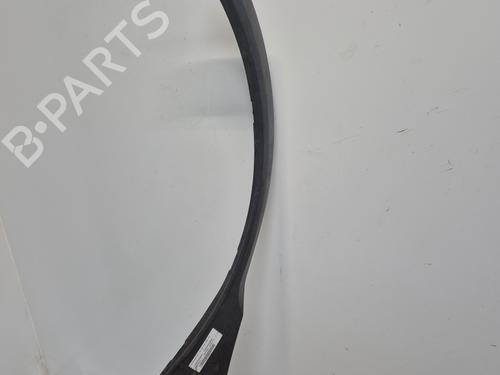 Used Rear right wheel arch trim RENAULT SCÉNIC III (JZ0/1_) 1.5 dCi (110 hp) 32291849