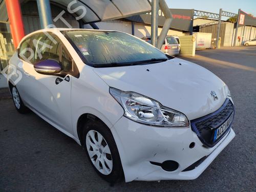 Left front door PEUGEOT 208 I (CA_, CC_) 1.0 VTi | BP28828367C2