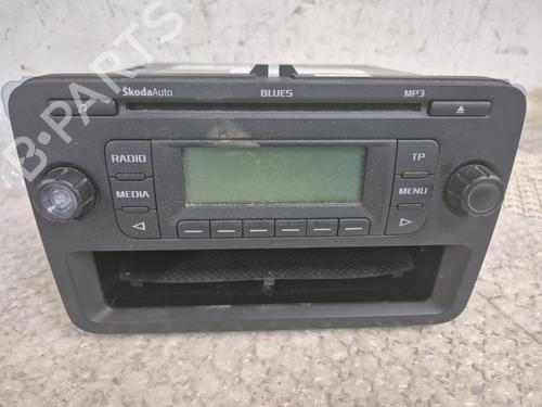 Used Radio SKODA FABIA II (542) 1.2 TSI (86 hp) 26227765
