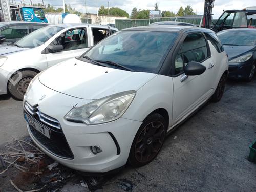 Brugte CITROËN DS3 (SA_) 1.6 HDi 90 4786829