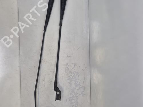 Used Front windshield wiper arm PEUGEOT PARTNER Tepee 1.6 HDi (114 hp) 31575736