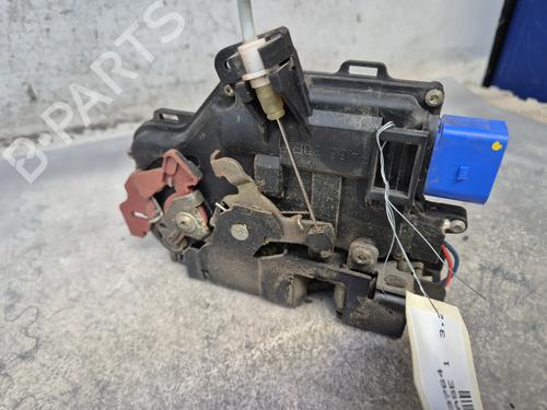 Front left lock AUDI A3 (8P1) 3.2 V6 quattro 4E1837015