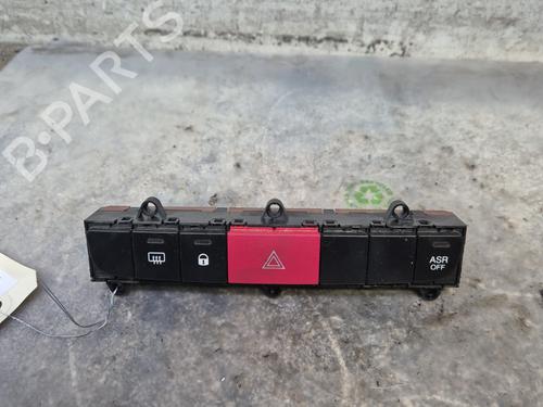 Warnblinkschalter für PEUGEOT BOXER Van 2.0 BlueHDi 130 (130 hp) 30310805