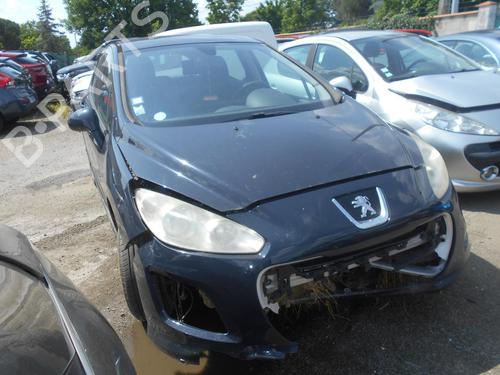 Fuel flap PEUGEOT 308 I (4A_, 4C_) 1.6 HDi | BP15523371C131