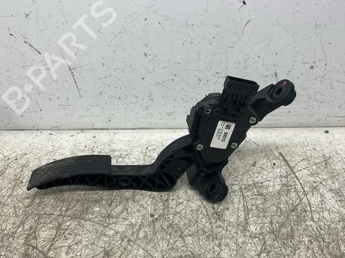 Used Pedal Pedal 38255581 38255581