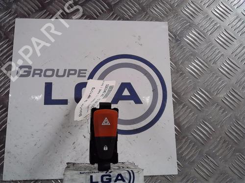 Used Warning switch RENAULT MEGANE III Hatchback (BZ0/1_, B3_) 1.5 dCi (BZ09, BZ0D, BZ1W, BZ29, BZ14) (110 hp) 13862603