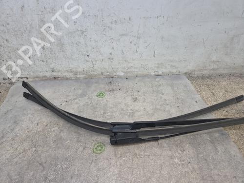 Used Front windshield wiper arm PEUGEOT 3008 I MPV (0U_) 1.6 HDi (112 hp) 29985253
