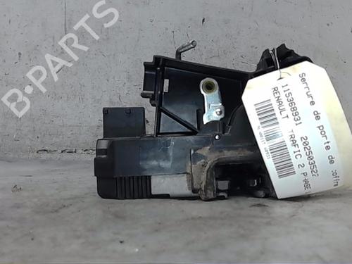 Tailgate lock RENAULT TRAFIC II Van (FL)  | BP30556275C101 