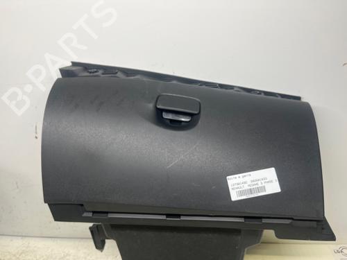Used Glove box Glove box 38428239 38428239