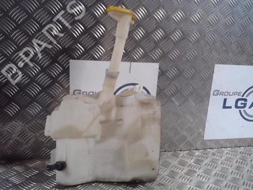 Used Windscreen washer tank RENAULT LAGUNA II Grandtour (KG0/1_) [2001-2007]  13862743
