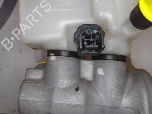 Used Brake master cylinder NISSAN MICRA IV (K13K, K13KK) 1.2 DIG-S (98 hp) 14520750
