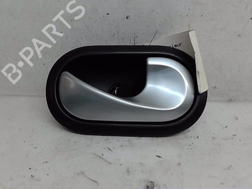 Used Front right interior door handle RENAULT CLIO III (BR0/1, CR0/1) [2005-2014]  13835919