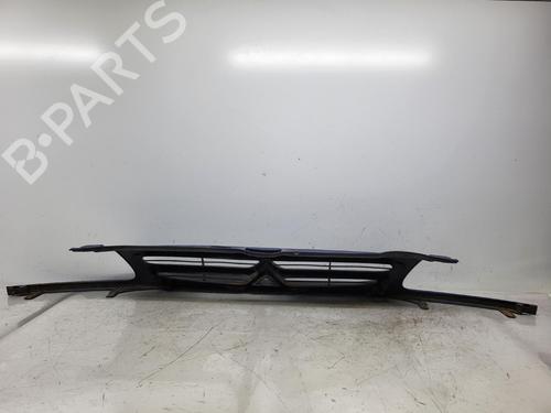 Grill Grill CITROËN SAXO (S0, S1) 1.4 VTS (75 hp) 36444175 36444175