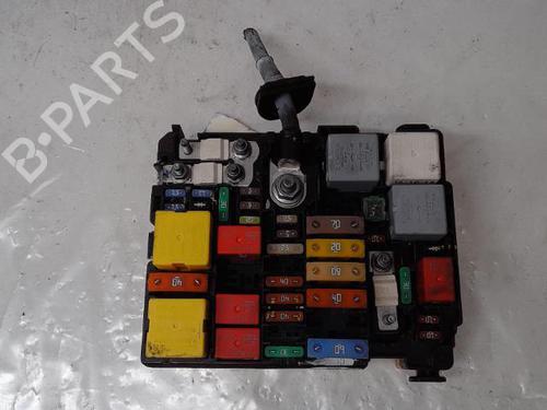 Used Fuse box PEUGEOT 3008 II SUV (MC_, MR_, MJ_, M4_) 2.0 BlueHDi 180 (177 hp) 15985948