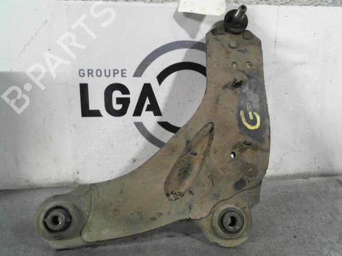 Used Left front suspension arm RENAULT TRAFIC II Bus (JL) [2001-2025]  14548649