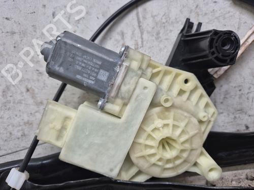 Front left window mechanism PEUGEOT 308 II (LB_, LP_, LW_, LH_, L3_) 1.6 BlueHDi 120 | BP30047168C22