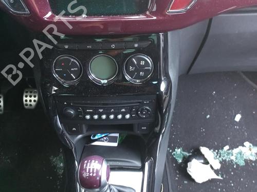 Fuel flap CITROËN DS3 (SA_) 1.6 THP 155 | BP29758400C131 
