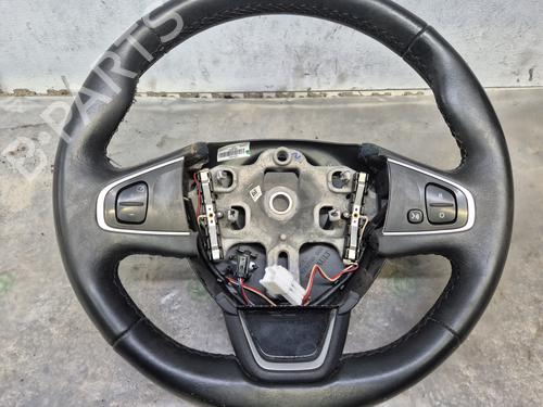 Volante RENAULT CLIO IV (BH_) 1.5 dCi 90 (90 hp) 30892577