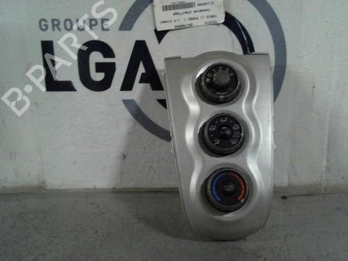 Commande Chauffage TOYOTA YARIS (_P9_) 1.4 D-4D (NLP90_, NLP90R) (90 hp) 13867615