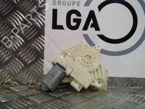 Used Right front window motor MERCEDES-BENZ E-CLASS (W213) E 200 d (213.013) (150 hp) 13865436