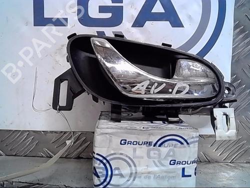 Used Front right interior door handle RENAULT KADJAR (HA_, HL_) 1.5 BLUE dCi 115 (HLA6) (116 hp) 13864271