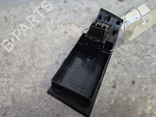 Right front window switch SKODA FABIA III (NJ3) 1.2 TSI | BP29758393I26