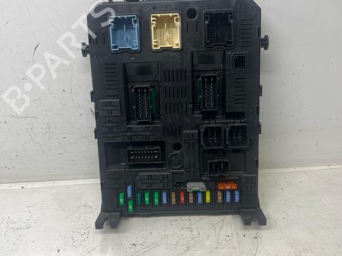 Used Fuse box Fuse box CITROËN C4 I (LC_) [2004-2014] 36396505 36396505