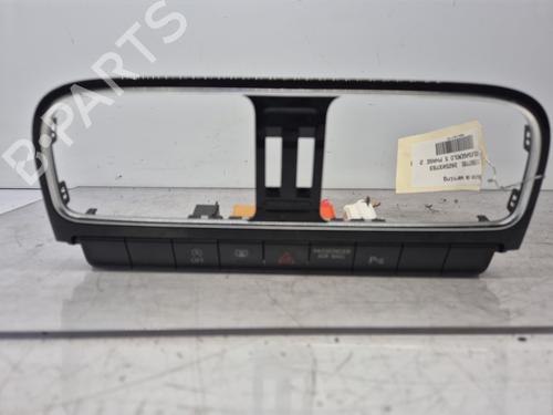 warning-switch-vw-polo-v-6r1-6c1-2009-2010-2011-2012-2013-2014-2015-2016-2017-2018-2019-2020-2021-2022-32290994 main image