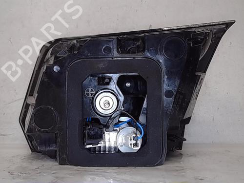 Used Left tailgate light PEUGEOT 3008 II SUV (MC_, MR_, MJ_, M4_) 1.2 THP/ PureTech 130 (MRHNSM, MRHNSU, MRHNSJ, MRHNYW,... (131 hp) 13844167
