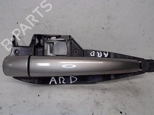 Høyre bak utvendig håndtak PEUGEOT 308 I (4A_, 4C_) 1.6 HDi (92 hp) 13844421